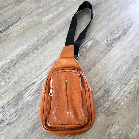 Italian made crossbody - Picture 1 of 4